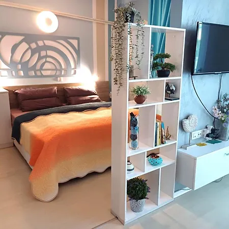 Blue Summer - уют, близо до морето דירה