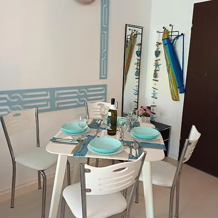 Blue Summer - уют, близо до морето Burgas