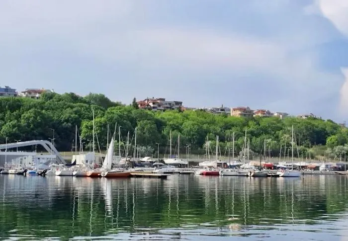 Apartamento Blue Summer - уют, близо до морето *